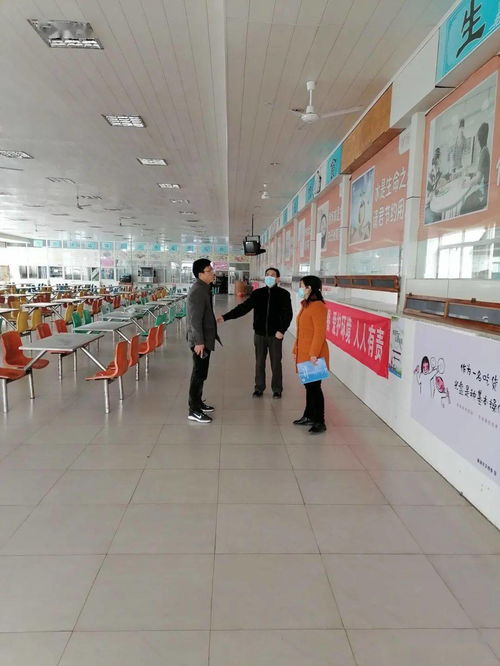 開展學(xué)校食堂安全專項檢查 努力提高校園食品衛(wèi)生安全