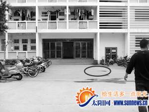 南洋學院一男生墜樓身亡 一個月不到兩起悲劇